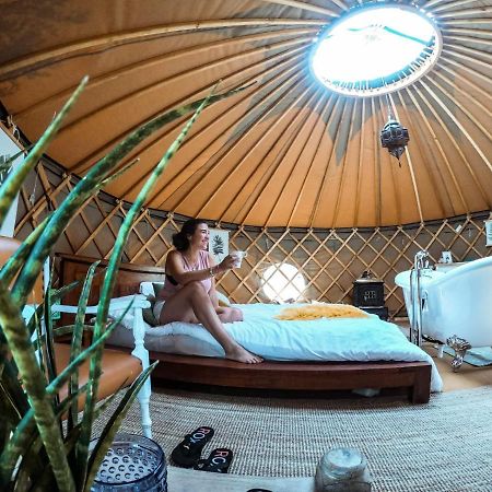 Готель Cerchio Del Desiderio Glamping Retreat Пескара Екстер'єр фото