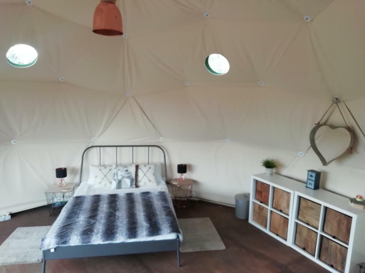 Готель Cerchio Del Desiderio Glamping Retreat Пескара Екстер'єр фото