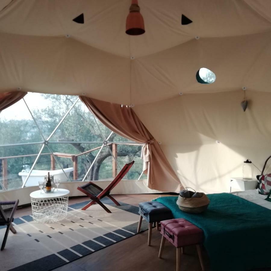 Готель Cerchio Del Desiderio Glamping Retreat Пескара Екстер'єр фото