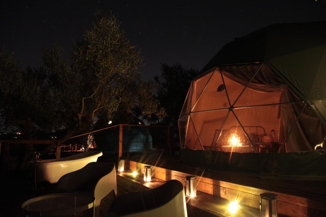 Готель Cerchio Del Desiderio Glamping Retreat Пескара Екстер'єр фото